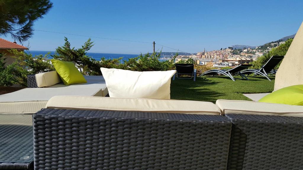 Cap Au Sud,Vue Panoramique Mer,Piscine Мантон Екстер'єр фото