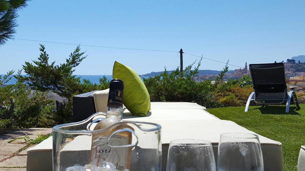 Cap Au Sud,Vue Panoramique Mer,Piscine Мантон Екстер'єр фото